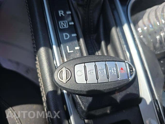 2023 Nissan Altima SV - miniatura 8