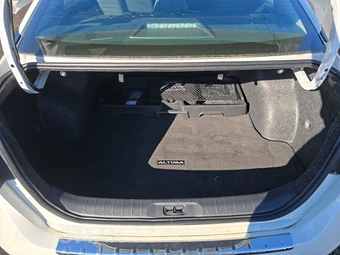 2023 Nissan Altima SV - miniatura 16