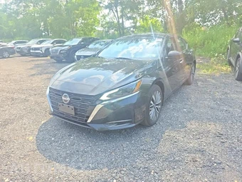 2023 Nissan Altima SV