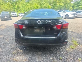 2023 Nissan Altima SV - miniatura 6