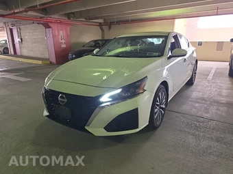 2023 Nissan Altima SV