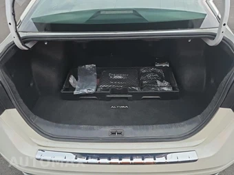 2023 Nissan Altima SV - miniatura 17