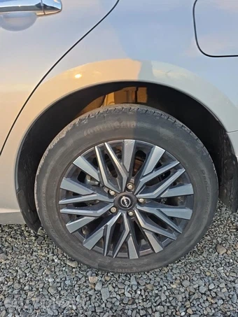 2023 Nissan Altima SV - miniatura 11