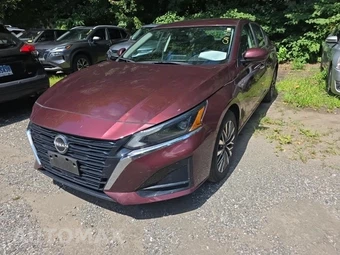 2023 Nissan Altima SV