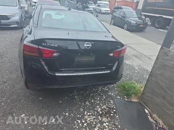 2023 Nissan Altima SV - miniatura 6