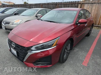 2023 Nissan Altima SV