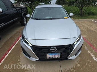 2023 Nissan Altima SV - miniatura 2