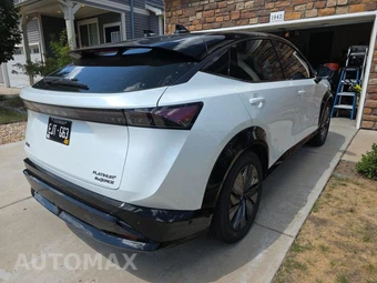 2023 Nissan Ariya PLATINUM+ e-4ORCE – miniatura 5