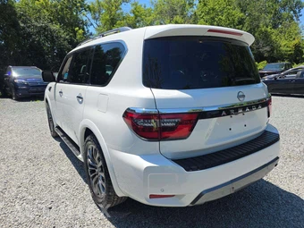 2023 Nissan Armada Platinum – miniatura 2