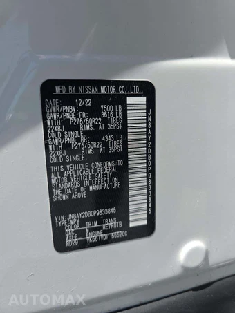 2023 Nissan Armada Platinum – miniatura 5