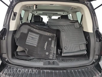 2023 Nissan Armada Platinum - miniatura 16