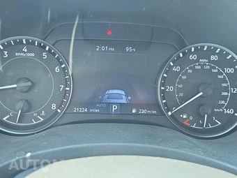 2023 Nissan Armada SL - miniatura 13
