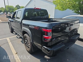 2023 Nissan Frontier PRO-4X Crew Cab Medium Bed - miniatura 7