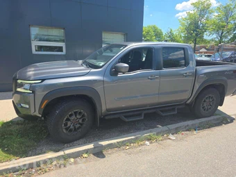 2023 Nissan Frontier PRO-4X Crew Cab Medium Bed