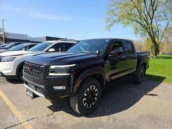 2023 Nissan Frontier PRO-4X Crew Cab Medium Bed