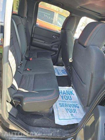2023 Nissan Frontier PRO-4X Crew Cab Medium Bed – miniatura 15