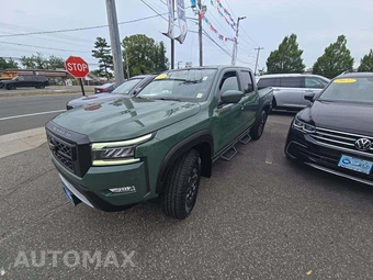 2023 Nissan Frontier PRO-4X Crew Cab Medium Bed