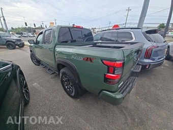 2023 Nissan Frontier PRO-4X Crew Cab Medium Bed – miniatura 2