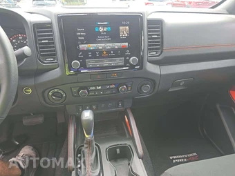 2023 Nissan Frontier PRO-4X Crew Cab Medium Bed - miniatura 10