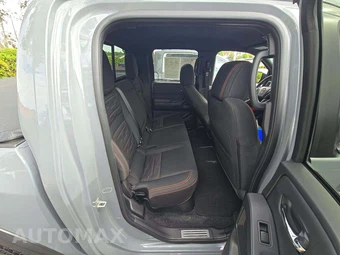 2023 Nissan Frontier PRO-4X Crew Cab Medium Bed - miniatura 16