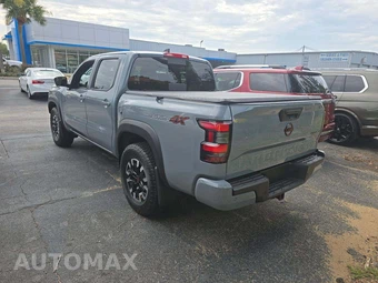 2023 Nissan Frontier PRO-4X Crew Cab Medium Bed - miniatura 2