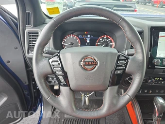 2023 Nissan Frontier PRO-4X Crew Cab Medium Bed - miniatura 16
