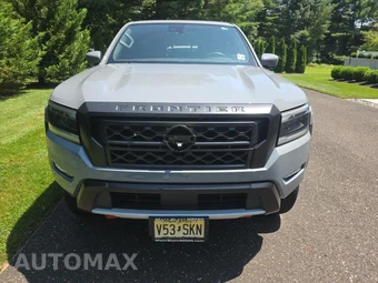 2023 Nissan Frontier PRO-4X Crew Cab Medium Bed - miniatura 2