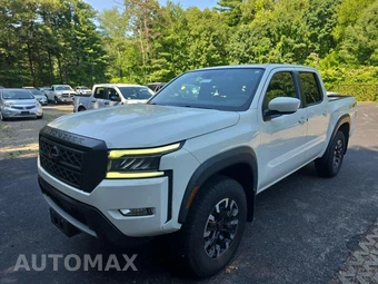 2023 Nissan Frontier PRO-4X Crew Cab Medium Bed