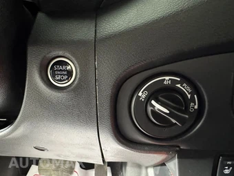 2023 Nissan Frontier PRO-4X Crew Cab Medium Bed - miniatura 18