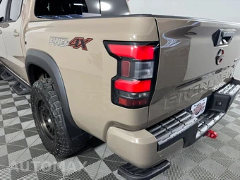 2023 Nissan Frontier PRO-4X Crew Cab Medium Bed - miniatura 30