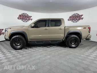 2023 Nissan Frontier PRO-4X Crew Cab Medium Bed - miniatura 4