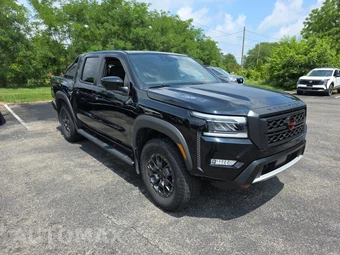 2023 Nissan Frontier PRO-4X Crew Cab Medium Bed - miniatura 3