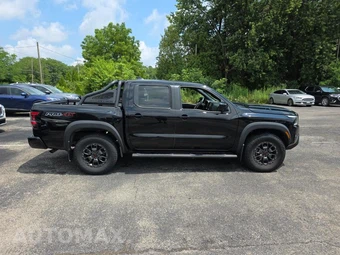 2023 Nissan Frontier PRO-4X Crew Cab Medium Bed - miniatura 4