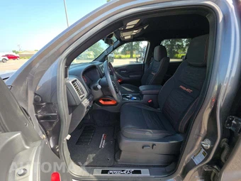 2023 Nissan Frontier PRO-4X Crew Cab Medium Bed – miniatura 3