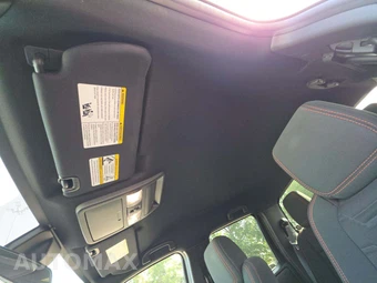 2023 Nissan Frontier PRO-4X Crew Cab Medium Bed – miniatura 8