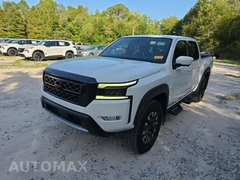 2023 Nissan Frontier PRO-4X Crew Cab Medium Bed