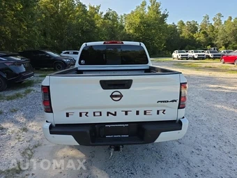 2023 Nissan Frontier PRO-4X Crew Cab Medium Bed – miniatura 6