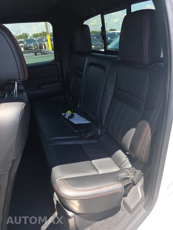 2023 Nissan Frontier PRO-4X Crew Cab Medium Bed - miniatura 13