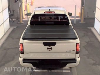 2023 Nissan Frontier PRO-4X Crew Cab Medium Bed - miniatura 5