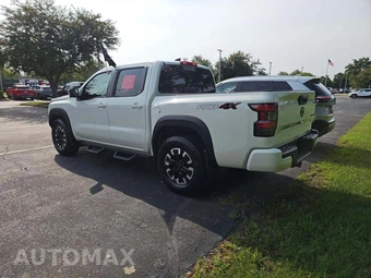 2023 Nissan Frontier PRO-4X Crew Cab Medium Bed - miniatura 2