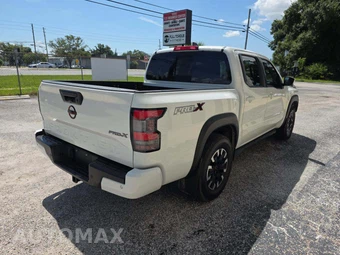 2023 Nissan Frontier PRO-X Crew Cab Medium Bed - miniatura 3
