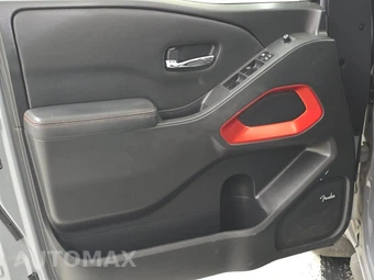 2023 Nissan Frontier PRO-X Crew Cab Medium Bed - miniatura 9