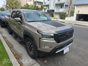 2023 Nissan Frontier PRO-X Crew Cab Medium Bed - miniatura 3