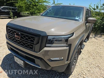 2023 Nissan Frontier PRO-X Crew Cab Medium Bed