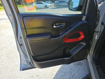 2023 Nissan Frontier PRO-X Crew Cab Medium Bed - miniatura 9