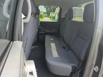 2023 Nissan Frontier S Crew Cab Medium Bed - miniatura 14