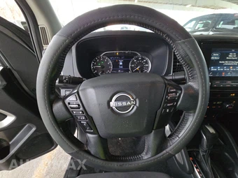 2023 Nissan Frontier SV Crew Cab Medium Bed – miniatura 10