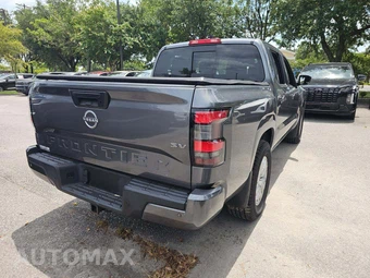 2023 Nissan Frontier SV Crew Cab Medium Bed – miniatura 3