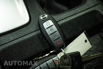 2023 Nissan Frontier SV Crew Cab Medium Bed - miniatura 22
