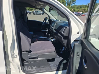 2023 Nissan Frontier SV Crew Cab Medium Bed – miniatura 8